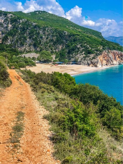 albania trekking playa